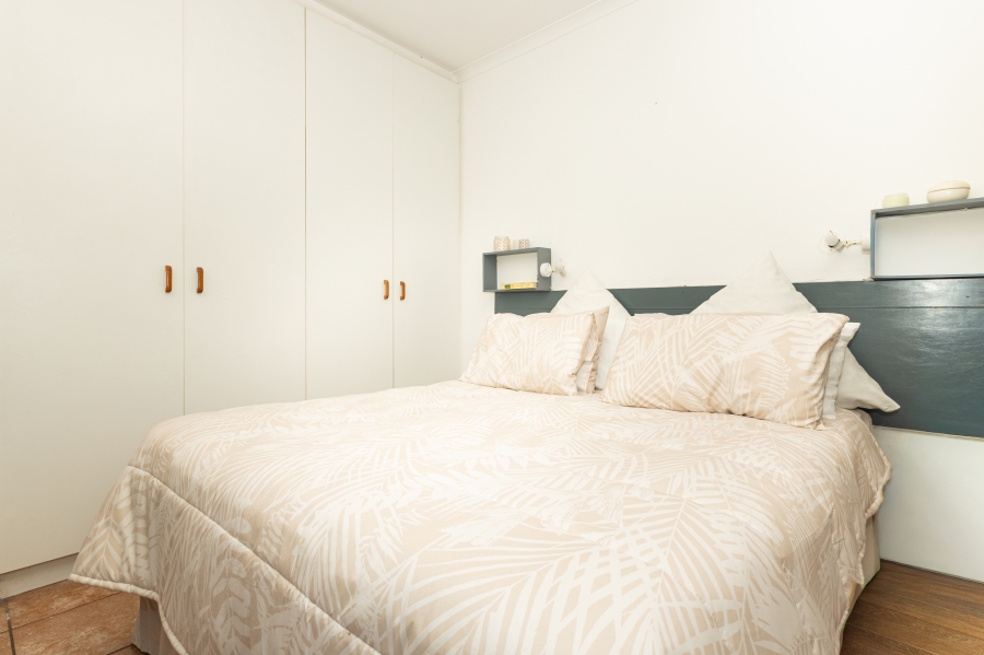 2 Bedroom Property for Sale in Oakglen Western Cape